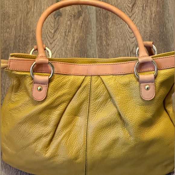 Authentic Valentina Grand Made in Italy Handbag - Picture 13 of 15